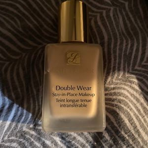 Double wear founation